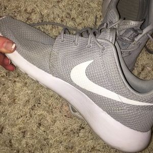 Women’s Nike shoes